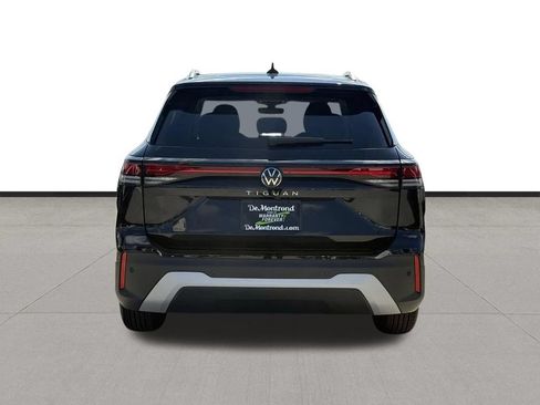 New 2026 Volkswagen Tiguan S FWD image 6