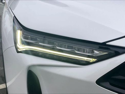 Used 2023 Acura MDX A-Spec image 30