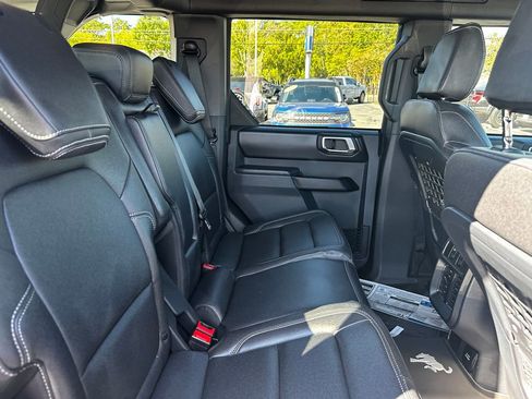 New 2025 Ford Bronco Badlands image 33