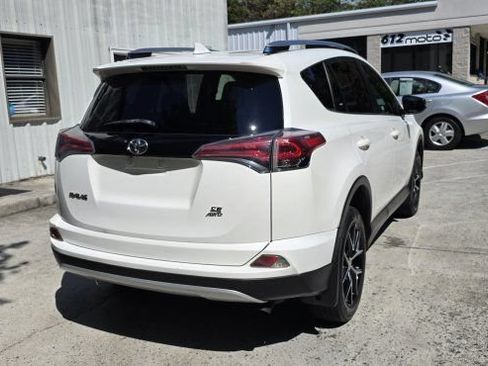 Used 2017 Toyota RAV4 SE w/ Power Extra Value Package AWD/4WD image 5