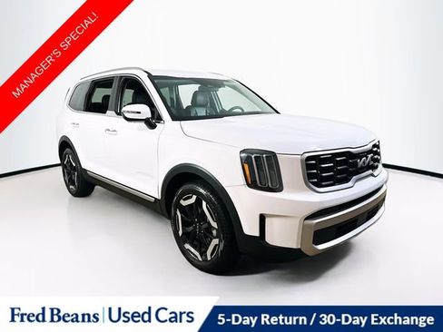 Used 2024 Kia Telluride S image 1