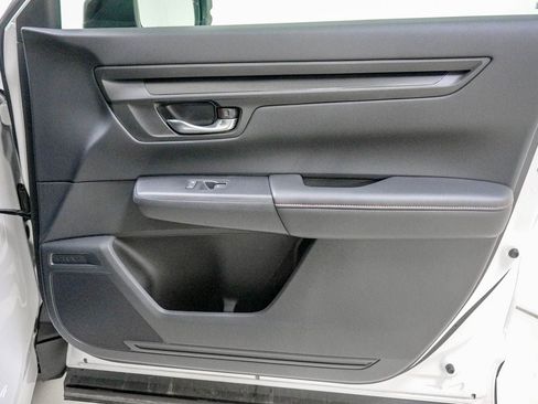 Certified 2026 Honda CR-V Sport image 30