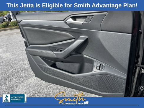 Used 2024 Volkswagen Jetta SE image 15