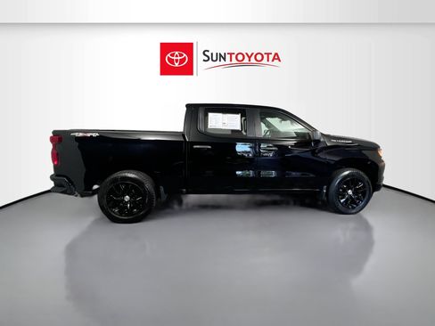 Used 2024 Chevrolet Silverado 1500 Custom image 10