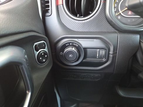 Used 2024 Jeep Wrangler Unlimited Rubicon 392 image 65