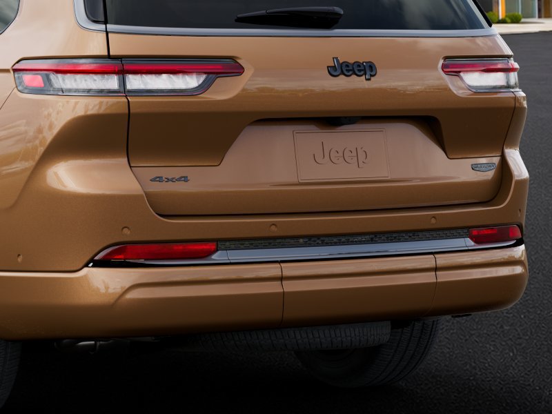 New 2027 Jeep Grand Cherokee L Summit AWD/4WD image 13