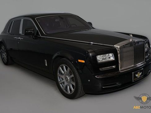 Used 2013 Rolls-Royce Phantom Sedan image 2