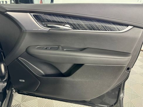 Used 2024 Cadillac XT6 Premium Luxury w/ LPO, Floor Liner Package image 33