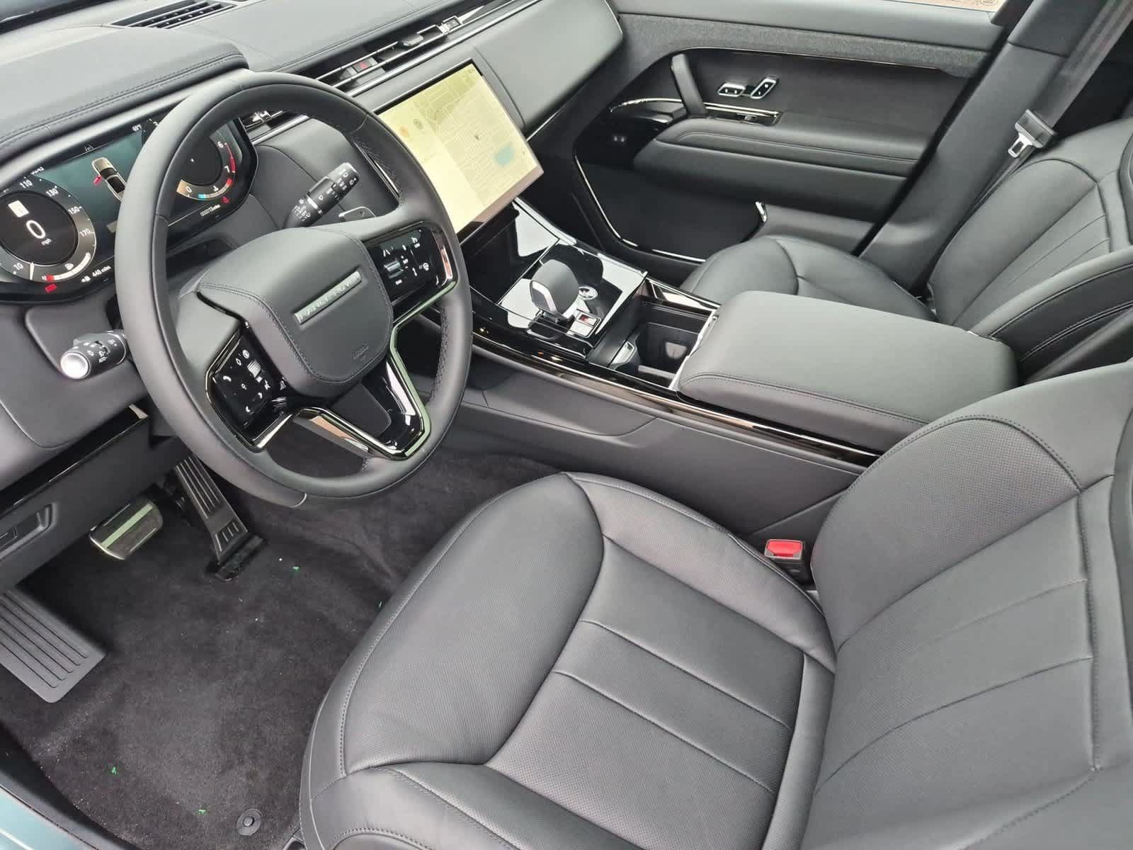 New 2027 Land Rover Range Rover Sport Dynamic SE AWD/4WD image 2