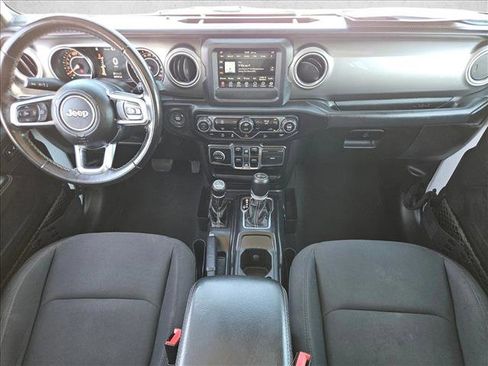 Used 2020 Jeep Wrangler Unlimited Sahara image 20