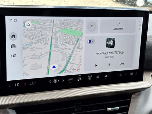 New 2025 Ford Explorer Active image 27