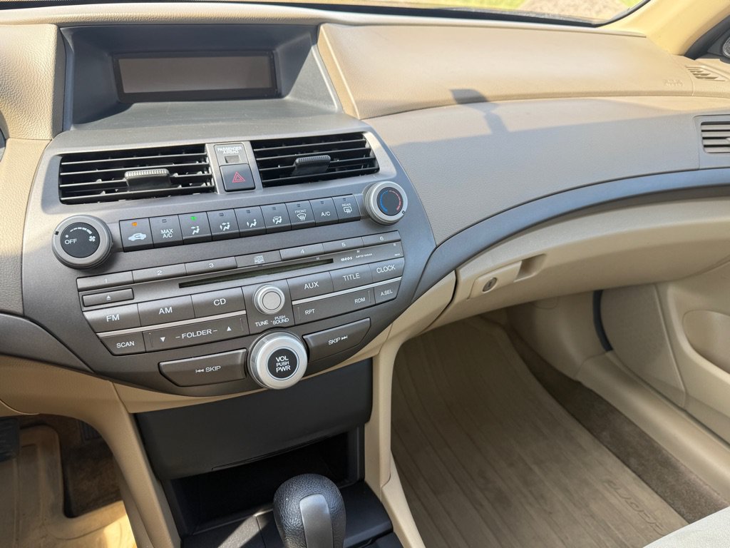 Used 2010 Honda Accord LX-P image 13