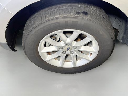 Used 2013 Ford Edge SE FWD image 14