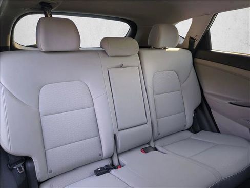 Used 2019 Hyundai Tucson Sport FWD image 20