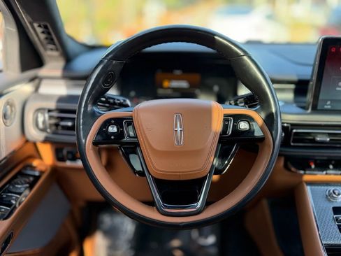 Used 2023 Lincoln Aviator Black Label image 43