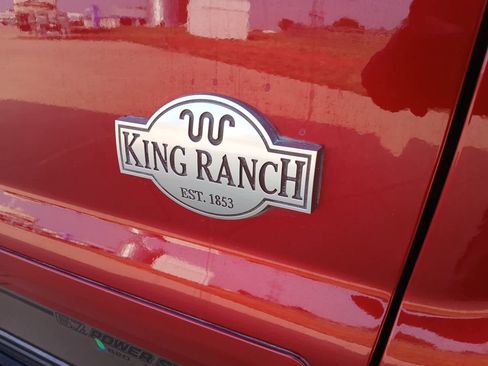 Used 2015 Ford F250 King Ranch w/ FX4 Off-Road Package AWD/4WD image 10