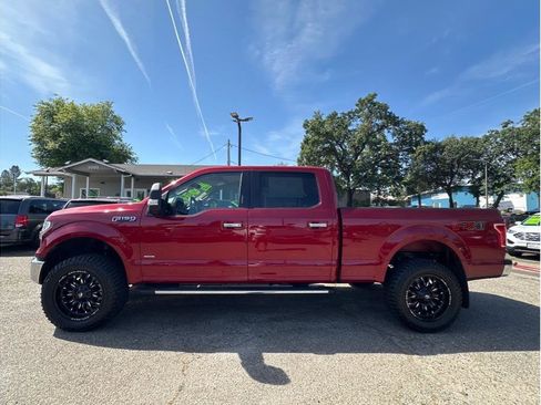 Used 2017 Ford F150 XLT w/ Equipment Group 302A Luxury AWD/4WD image 4