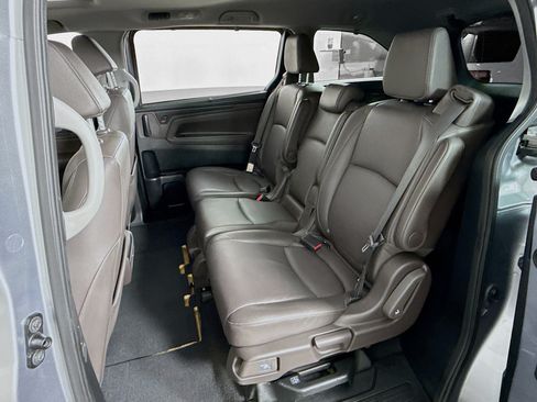 Used 2022 Honda Odyssey EX-L image 12