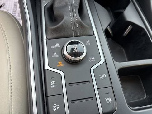 Certified 2022 Kia Sorento S w/ Panoramic Sunroof Package image 15