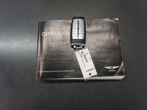 Used 2023 Genesis GV80 2.5T w/ Advanced Package AWD/4WD image 18