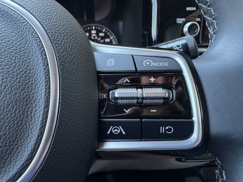 Used 2023 Kia Sorento S w/ Panoramic Sunroof Package FWD image 28
