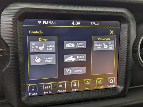Used 2022 Jeep Gladiator Overland w/ Dual Top Group AWD/4WD image 25