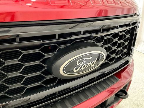 Certified 2025 Ford F250 Lariat w/ Black Appearance Package AWD/4WD image 30