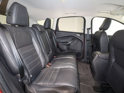 Used 2018 Ford Escape Titanium AWD/4WD image 17
