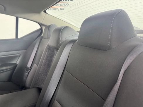 Used 2025 Nissan Altima 2.5 SV FWD image 26