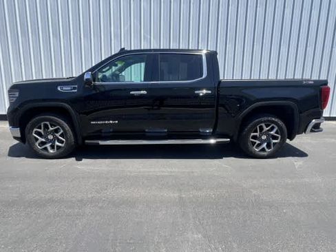 Used 2024 GMC Sierra 1500 SLT w/ SLT Premium Plus Package AWD/4WD image 2