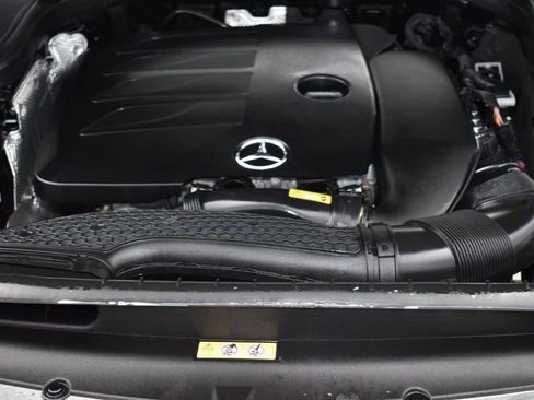 Used 2022 Mercedes-Benz GLC 300 4MATIC image 19
