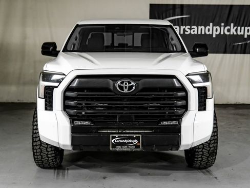Used 2022 Toyota Tundra SR5 image 3