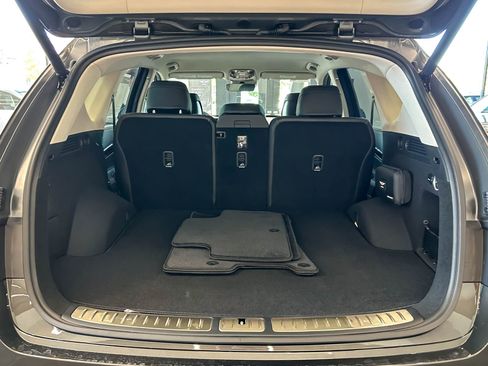 Used 2025 Genesis GV80 2.5T image 9