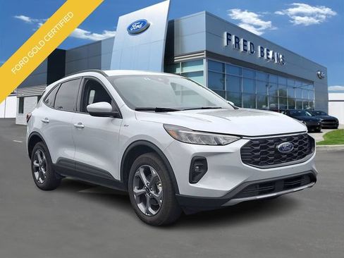 Certified 2025 Ford Escape ST-Line Select AWD/4WD image 1
