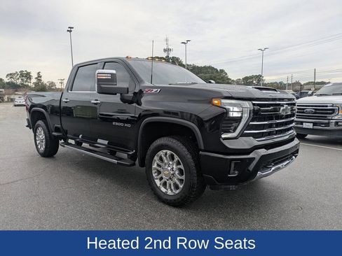 Used 2024 Chevrolet Silverado 2500 LTZ w/ LTZ Plus Package image 2