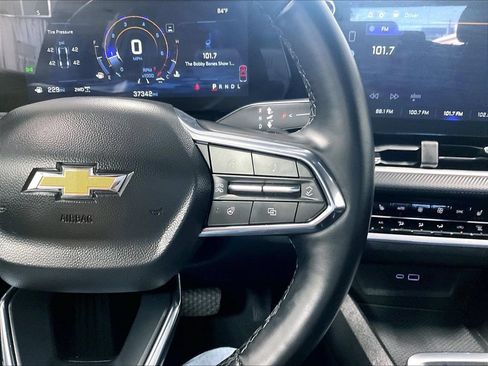 Used 2025 Chevrolet Equinox LT w/ Convenience Package II AWD/4WD image 23