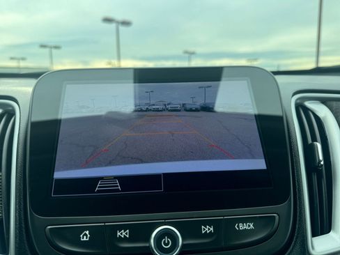 Used 2024 Chevrolet Malibu LT image 17