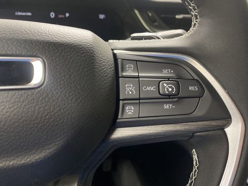 New 2025 Jeep Grand Cherokee Limited RWD image 18