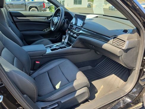 Used 2022 Honda Accord Sport image 15