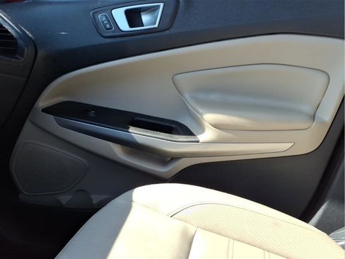 Used 2020 Ford EcoSport Titanium image 23