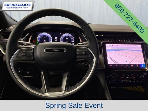 Certified 2025 Jeep Grand Cherokee L Limited w/ Luxury Tech Group II AWD/4WD image 21