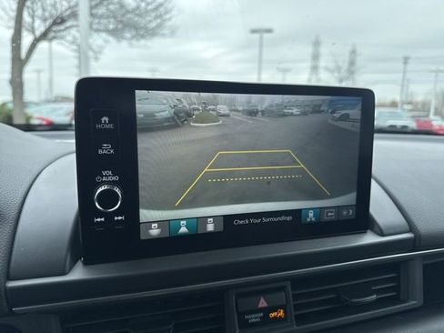 Used 2023 Honda Pilot EX-L image 27