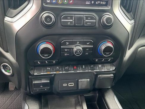 Used 2019 Chevrolet Silverado 1500 LTZ w/ LTZ Texas Edition image 32