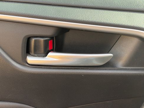 Used 2023 Toyota RAV4 XLE image 9