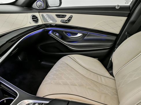 Used 2020 Mercedes-Benz Maybach S 560 4MATIC image 37