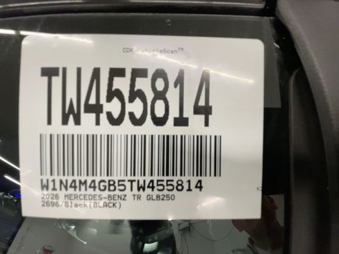 Used 2026 Mercedes-Benz GLB 250 image 16