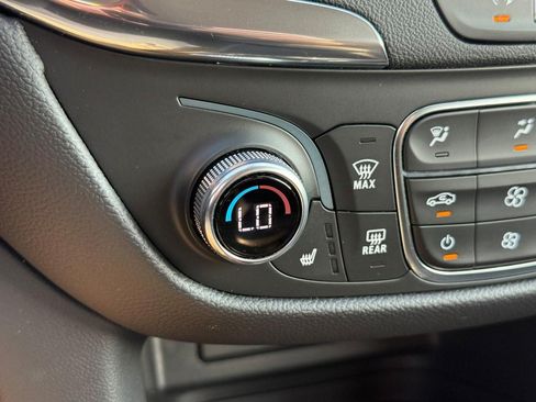 Used 2024 Chevrolet Equinox LT w/ LPO, Floor Liner Package FWD image 24