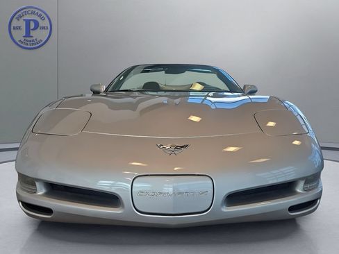 Used 2003 Chevrolet Corvette Convertible w/ Preferred Equipment Group1 RWD image 3