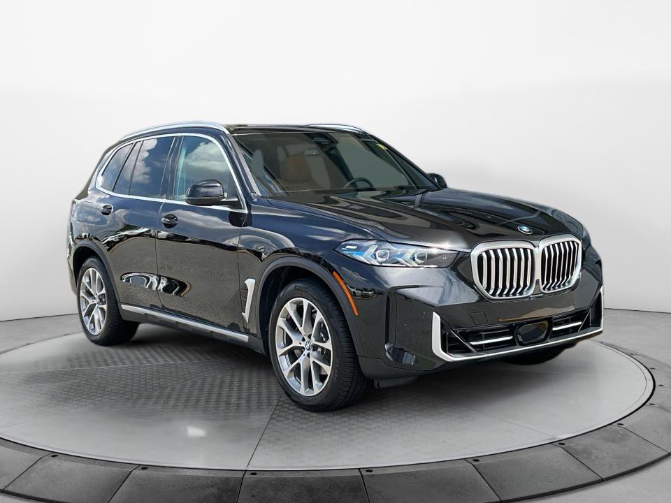 Used 2024 BMW X5 sDrive40i w/ Premium Package RWD image 1