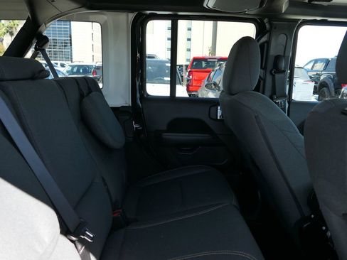 Used 2025 Jeep Wrangler Sahara 4xe image 25